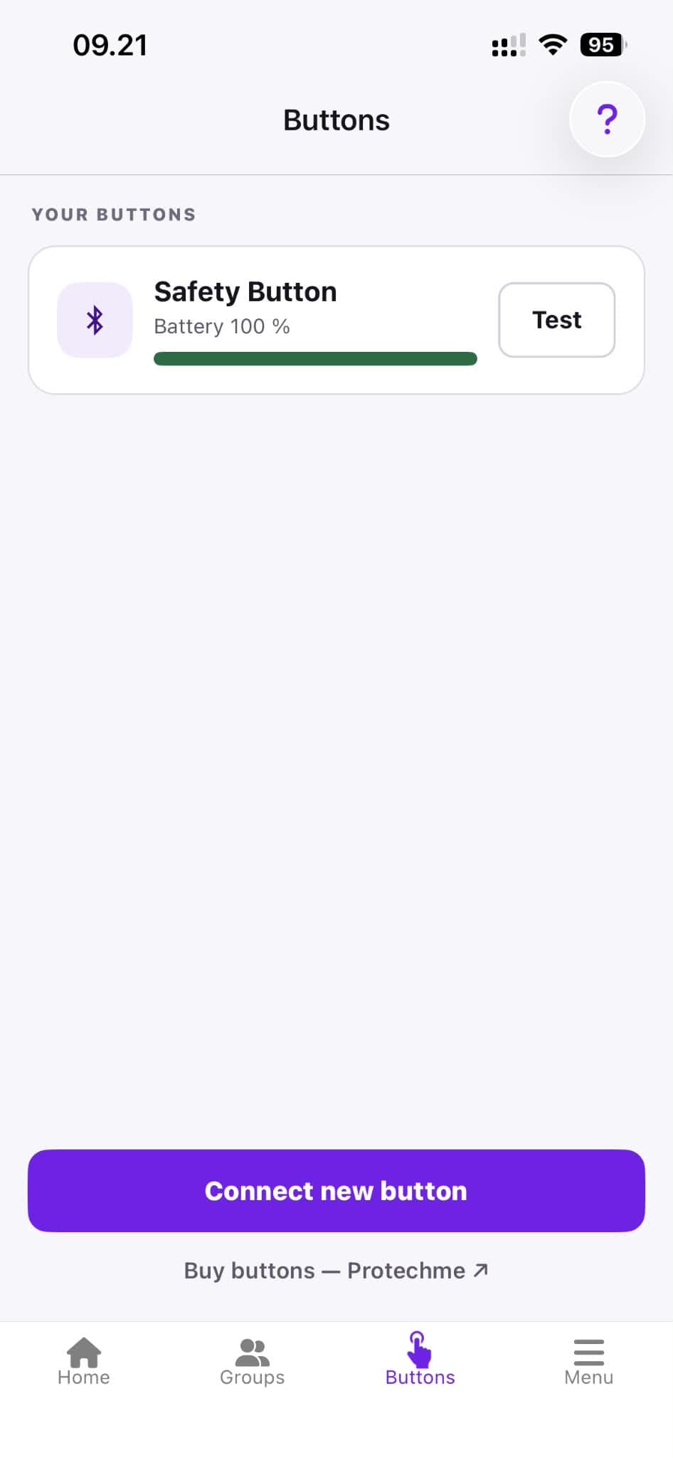 The connected safety button in the app, with its battery level and a Test button